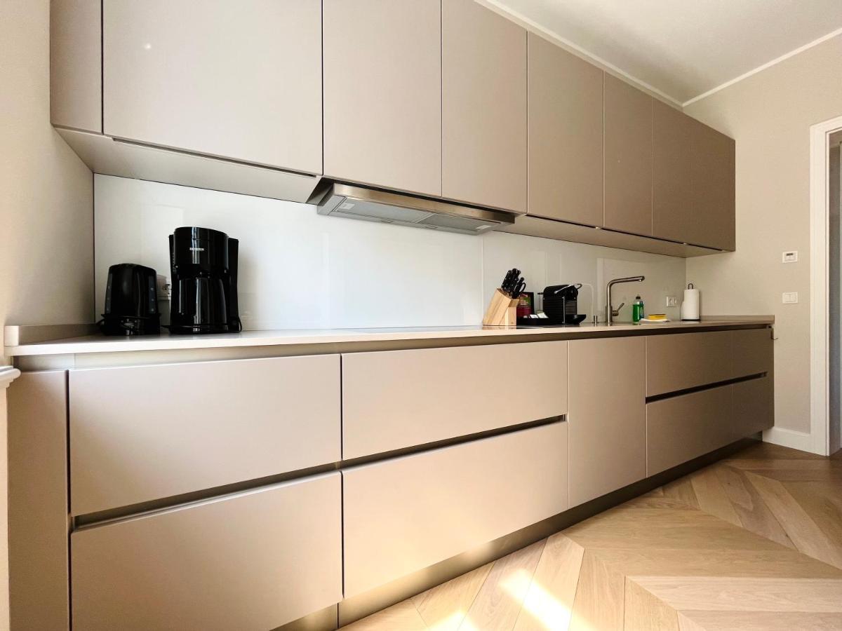 Luxury Home / 3-Raum-Suite An Der Frauenkirche / 4 Dresden Bagian luar foto