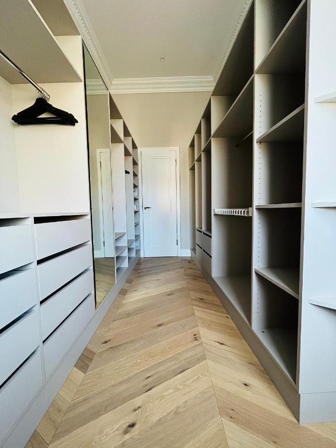 Luxury Home / 3-Raum-Suite An Der Frauenkirche / 4 Dresden Bagian luar foto